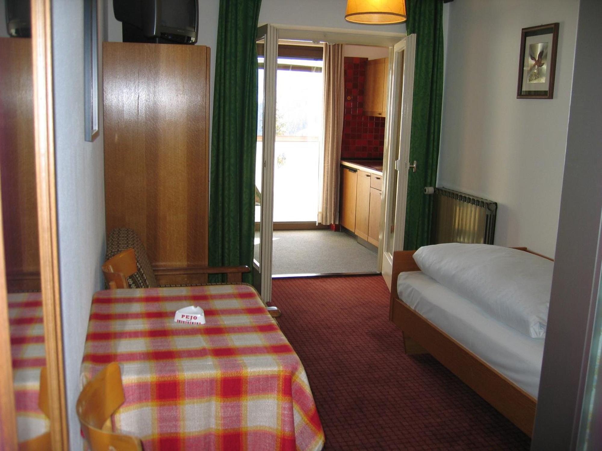 Riposo Apart-hotel 3*