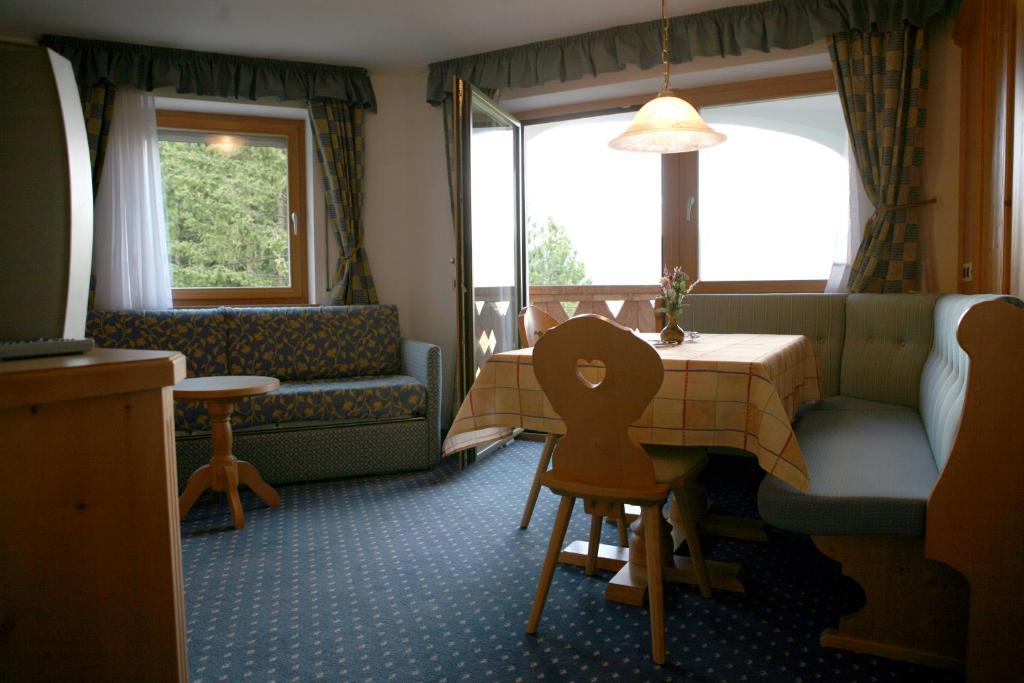 Riposo Apart-hotel Colfosco